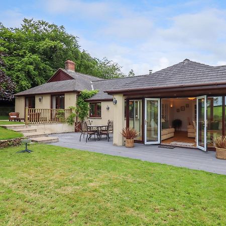 Hole Park Villa Holsworthy Exterior photo